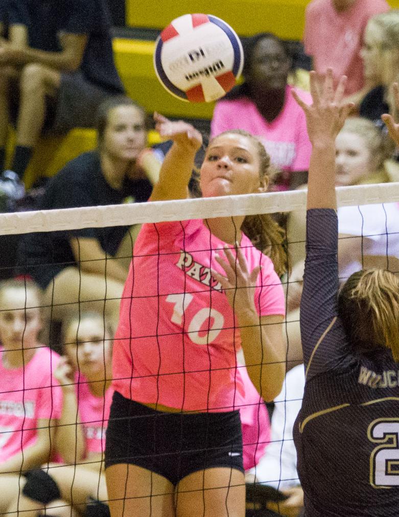 Dra-Pat vball 6.JPG
